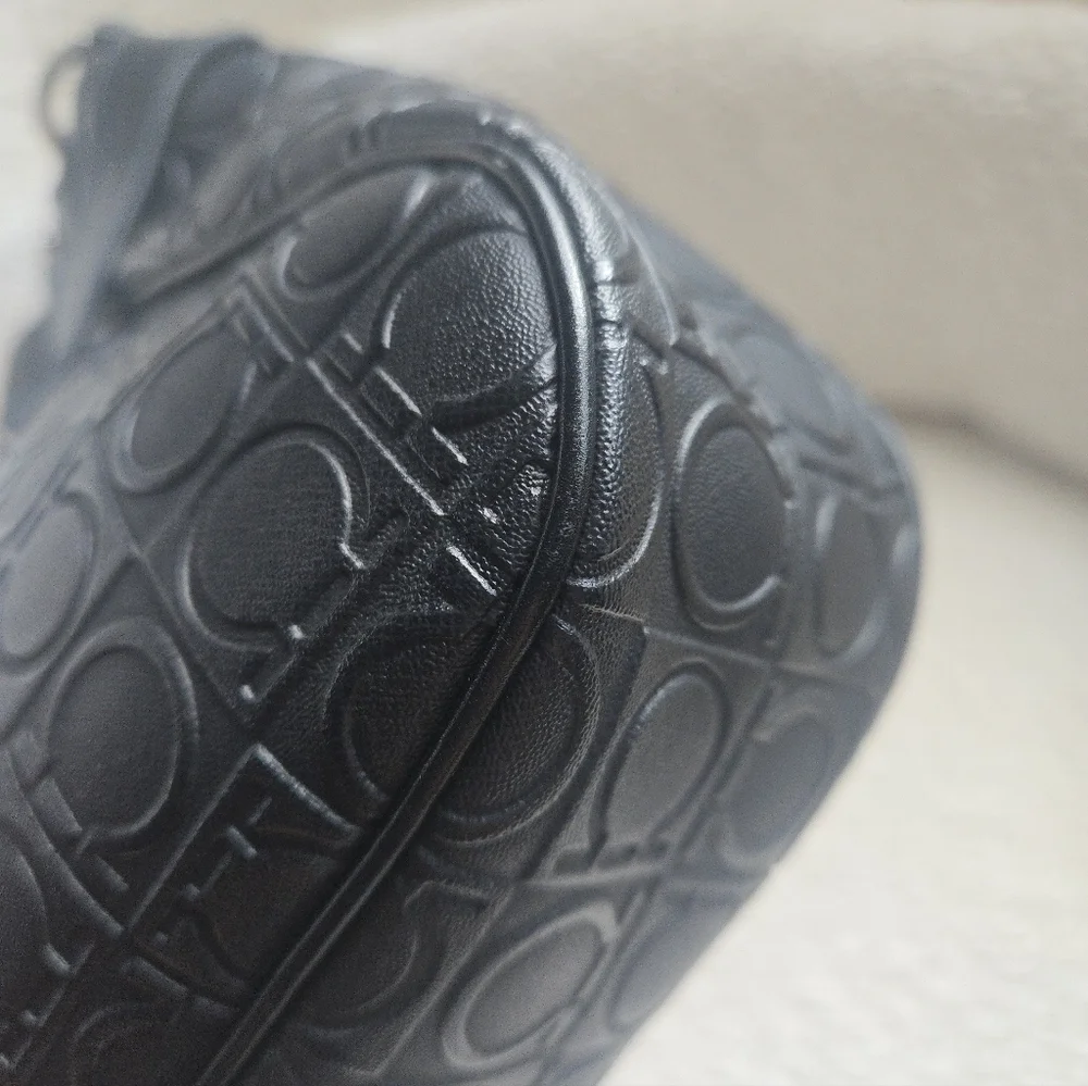 Salvatore Ferragamo Black Gancini Leather Shoulder Bag EUC